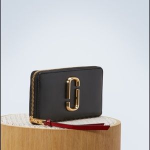 MARC JACOBS Snapshot Standard Leather Wallet ❤️❤️